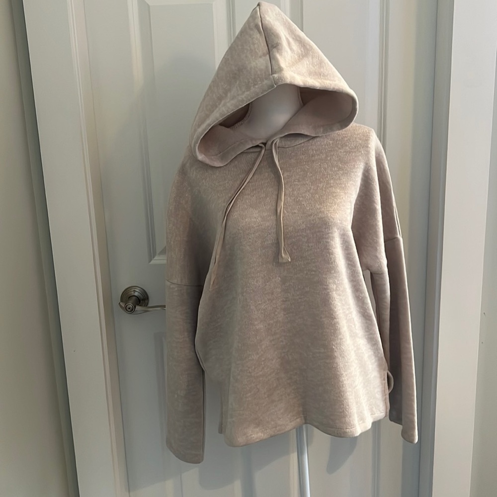 One clothing women’s size large, new without tags - Picture 1 of 6